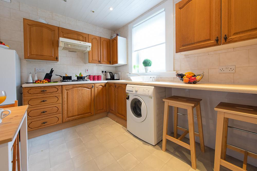 Premier - Ashgrove Apartment Coatbridge Eksteriør billede