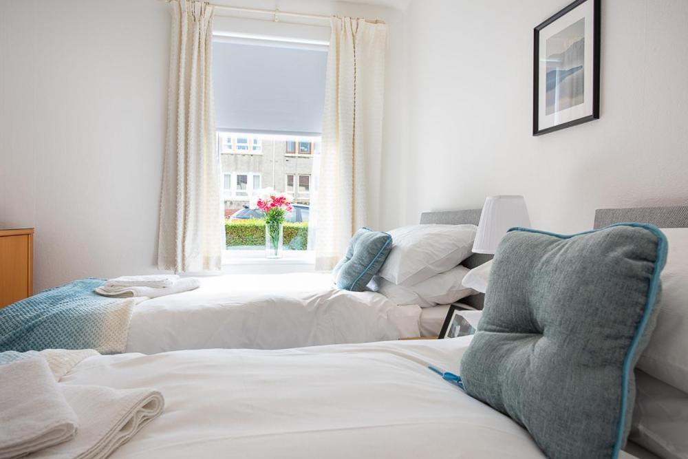 Premier - Ashgrove Apartment Coatbridge Eksteriør billede