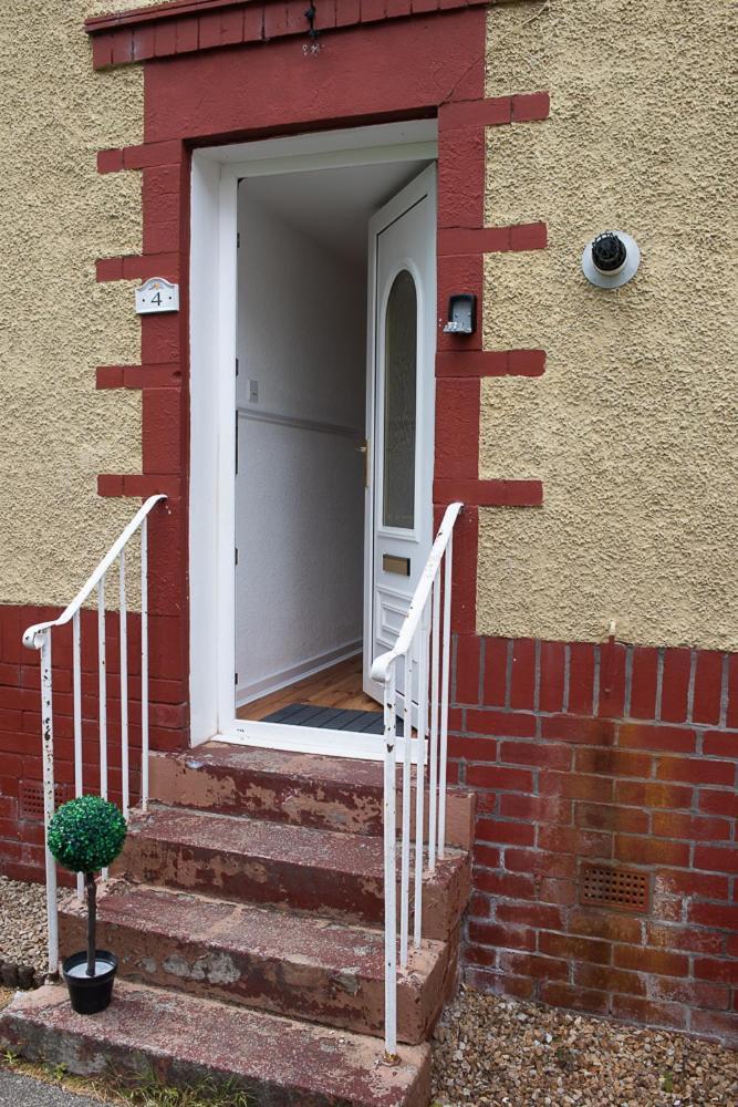 Premier - Ashgrove Apartment Coatbridge Eksteriør billede